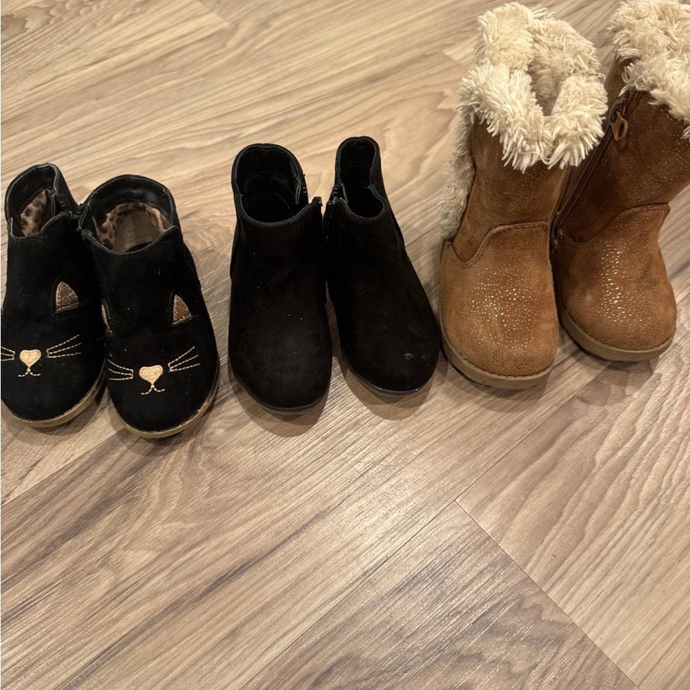 Cat&Jack lot of 3 toddlers girls boots size 5
